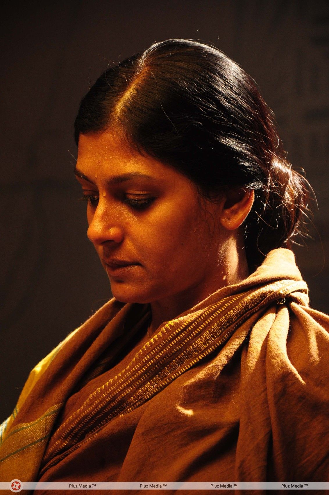 Nandita Das - Neer Paravai Movie Stills | Picture 208599