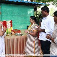 Endrendrum Punnagai Movie Launch Pooja Stills | Picture 219326
