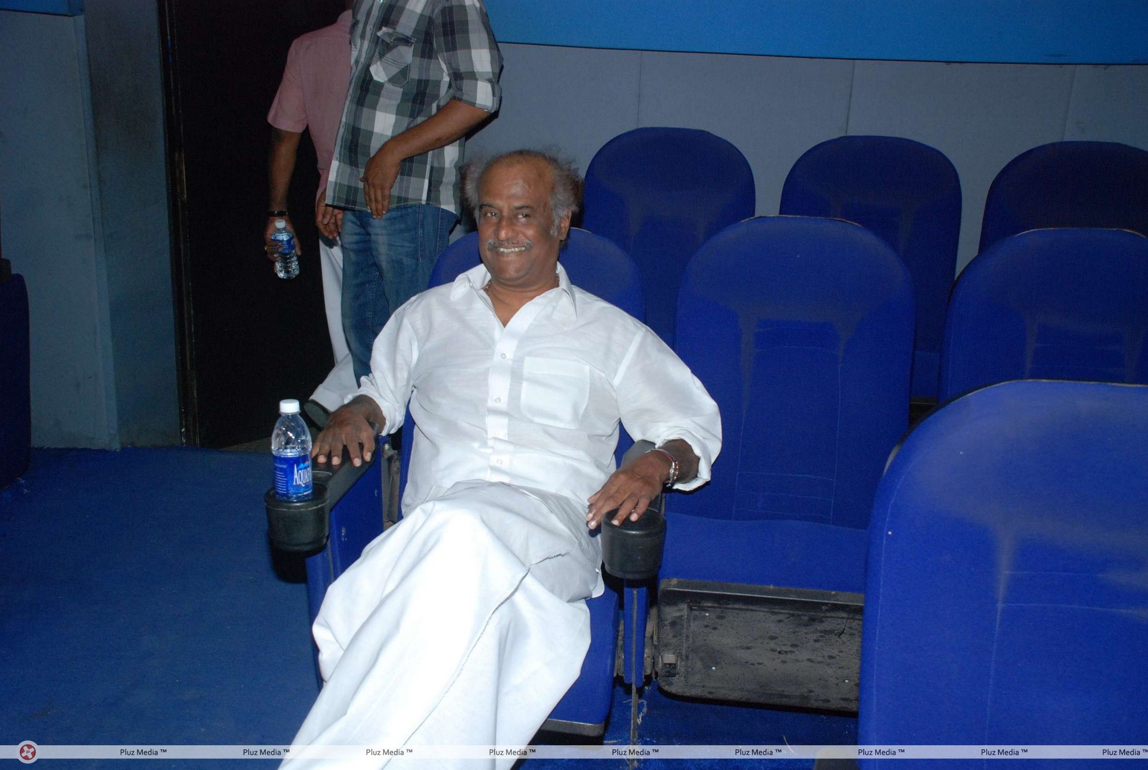 Rajini watches Special Show of Vazhalukku Enn 18/9 - Pictures | Picture 203294