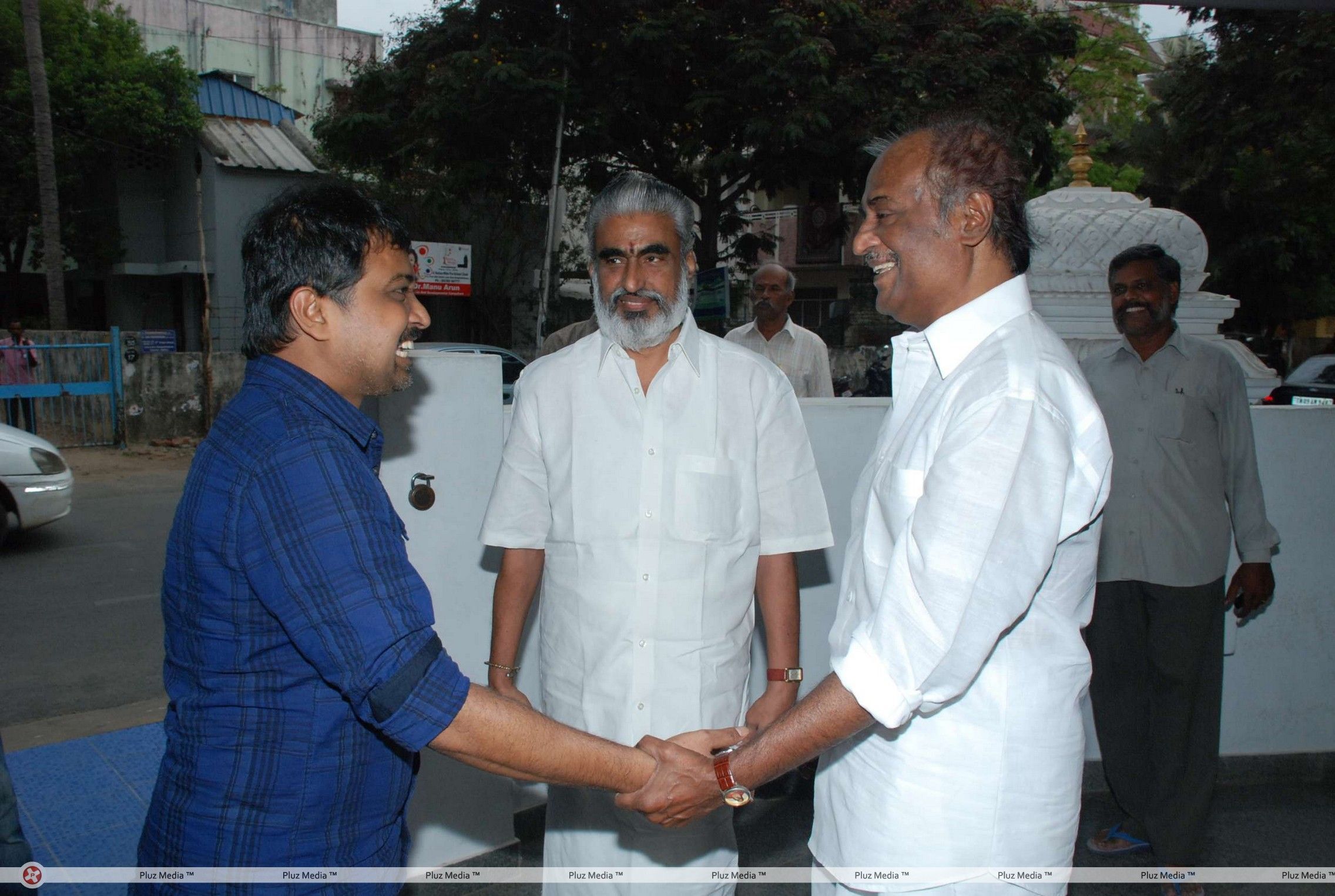 Rajini watches Special Show of Vazhalukku Enn 18/9 - Pictures | Picture 203296