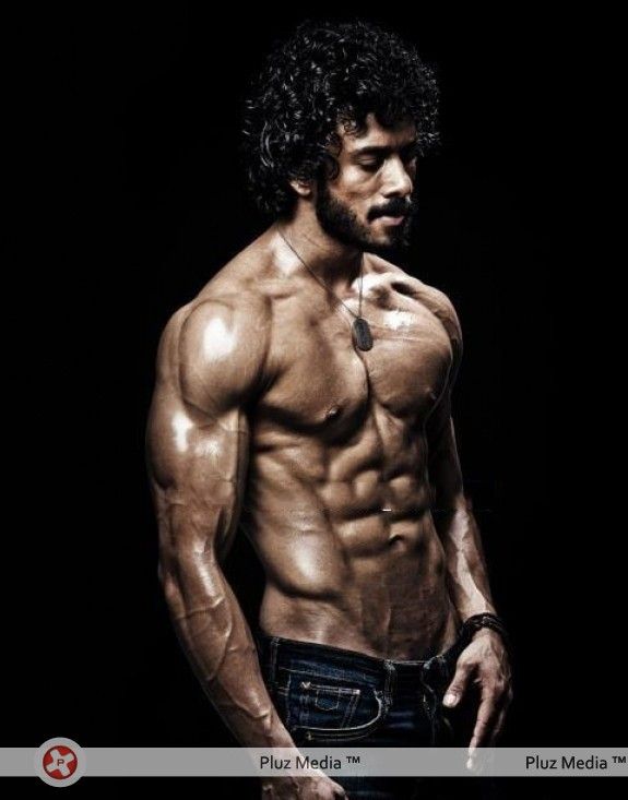Bharath Stunning 6 Pack Photos | Picture 315375