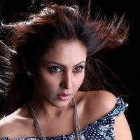 Actress Madhu Shalini Latest Hot Photoshoot Pictures | Picture 321082