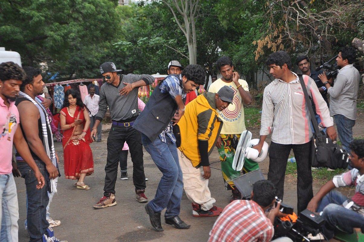 Sillunu Oru Sandhippu Movie Shooting Spot Stills | Picture 325266