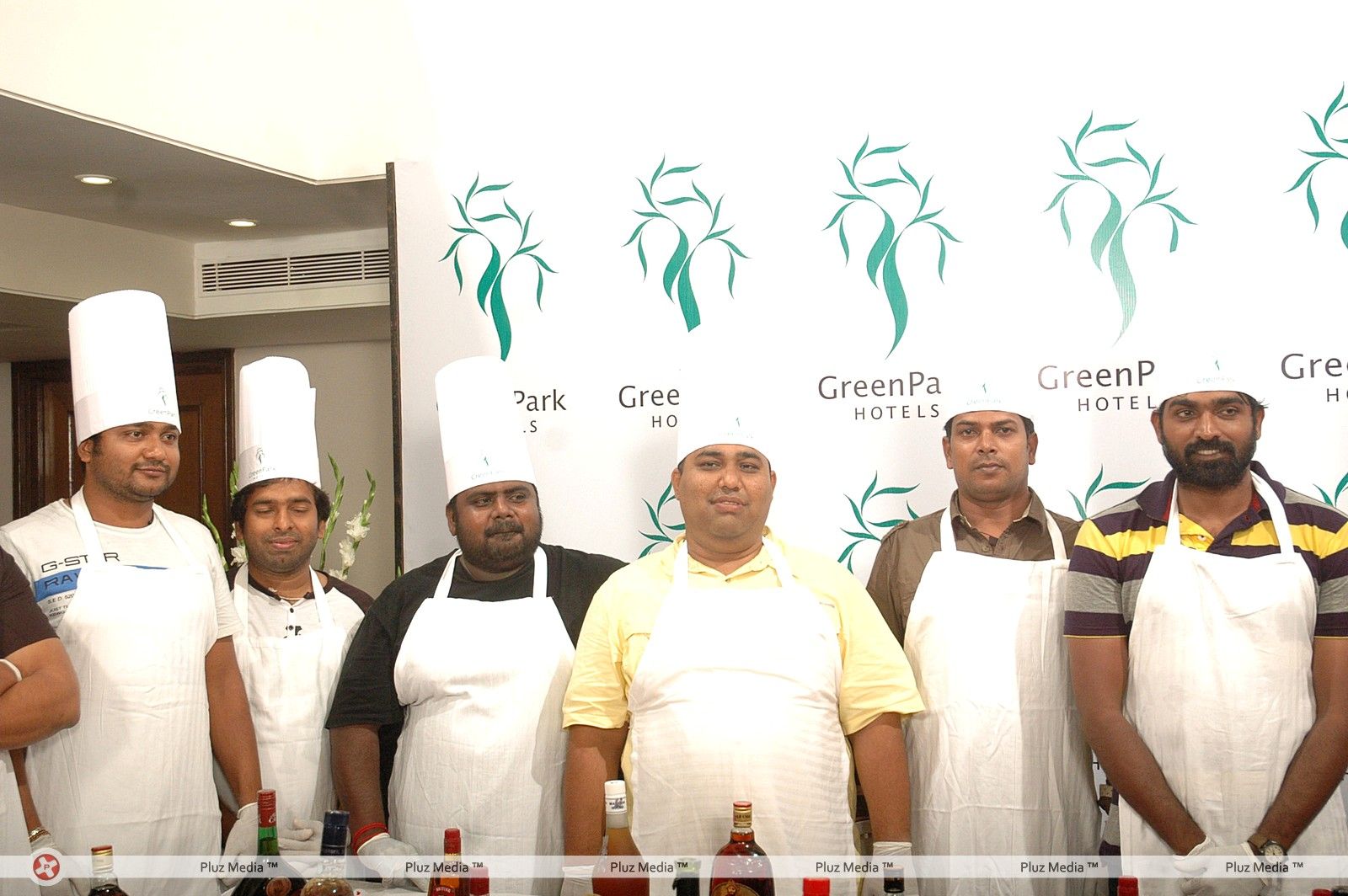 Pizza Movie Team at Green Park Cake Mixing 2012 Pictures | Picture 302430