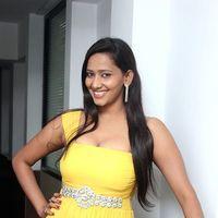 Sanjana Singh - Yaarukku Theriyum Team Interview Pictures | Picture 309418