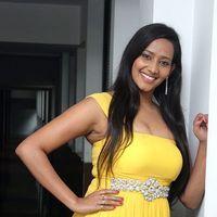 Sanjana Singh - Yaarukku Theriyum Team Interview Pictures | Picture 309432