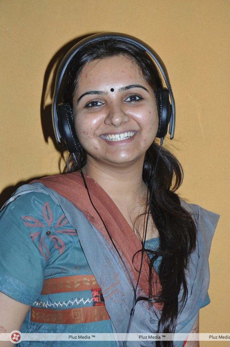 Mahathi - Nilavil Mazhai Movie Song Recording Pictures | Picture 270370