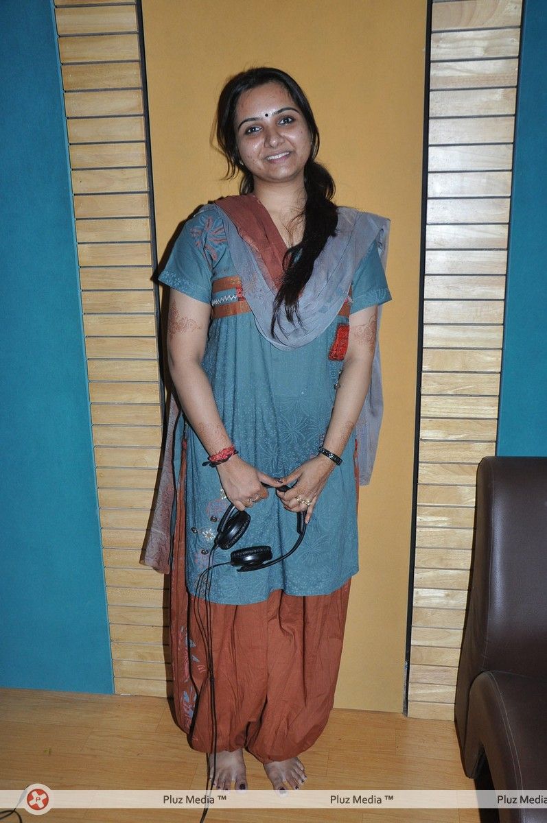 Mahathi - Nilavil Mazhai Movie Song Recording Pictures | Picture 270375