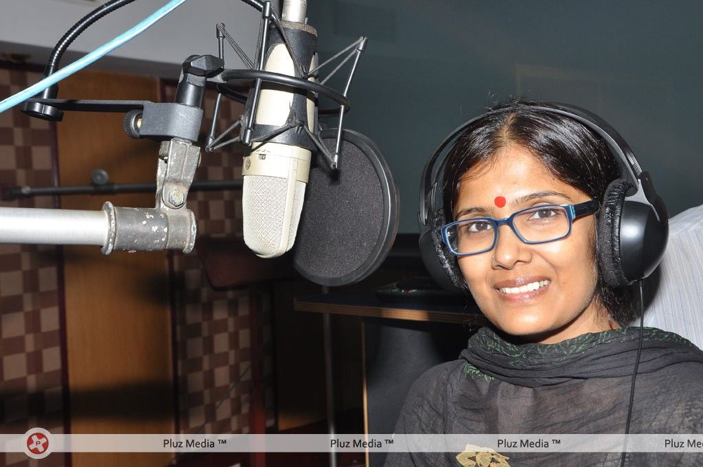 Anuradha Sriram - Anuradha Sriram Sings for Nilavil Mazhai Movie Stills | Picture 276059