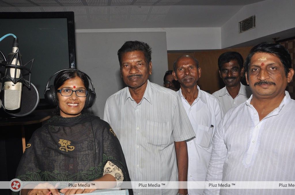 Anuradha Sriram Sings for Nilavil Mazhai Movie Stills | Picture 276062