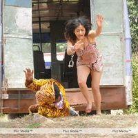 Kiran Hot in Ilamai Oonjal Movie Stills | Picture 279622