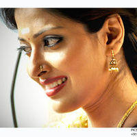 Suma Guha in Saree Hot Photoshoot | Picture 283975