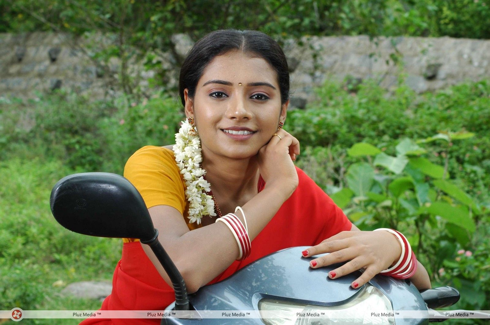 Suchitra Unni - Vellachi Movie Stills | Picture 286041