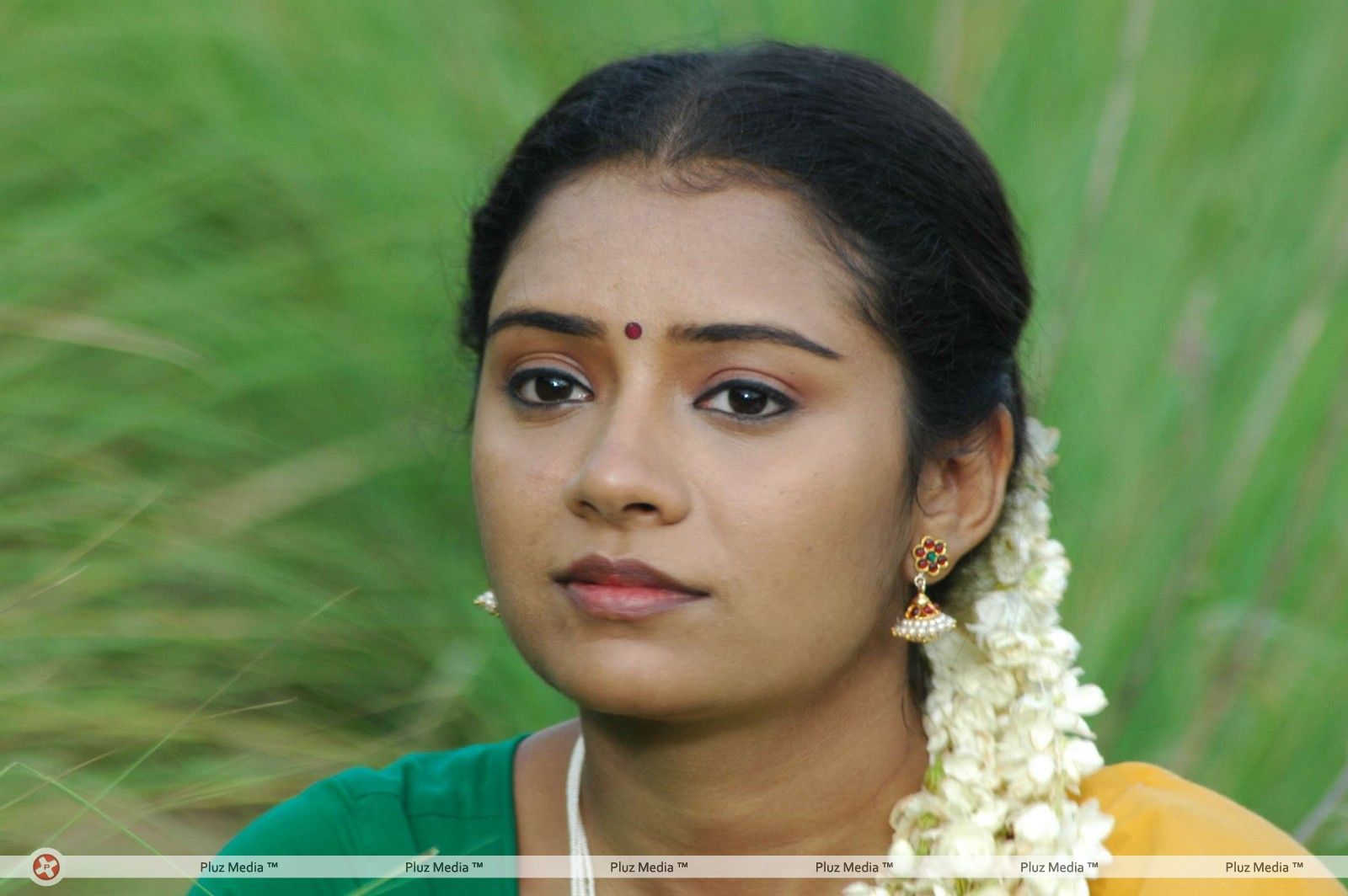 Suchitra Unni - Vellachi Movie Stills | Picture 286073