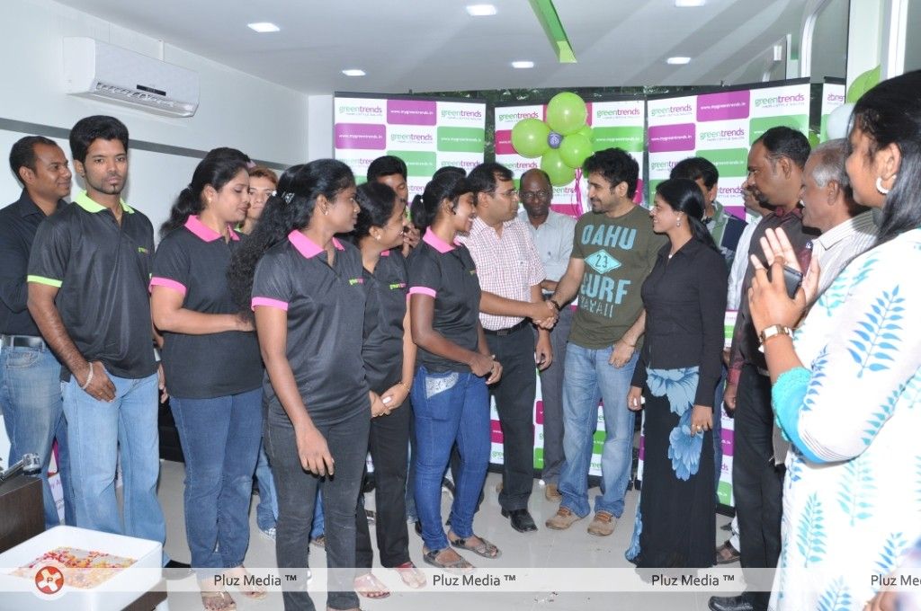Vijay Antony inaugurates 79th Green Trends Salon Pictures | Picture 286028