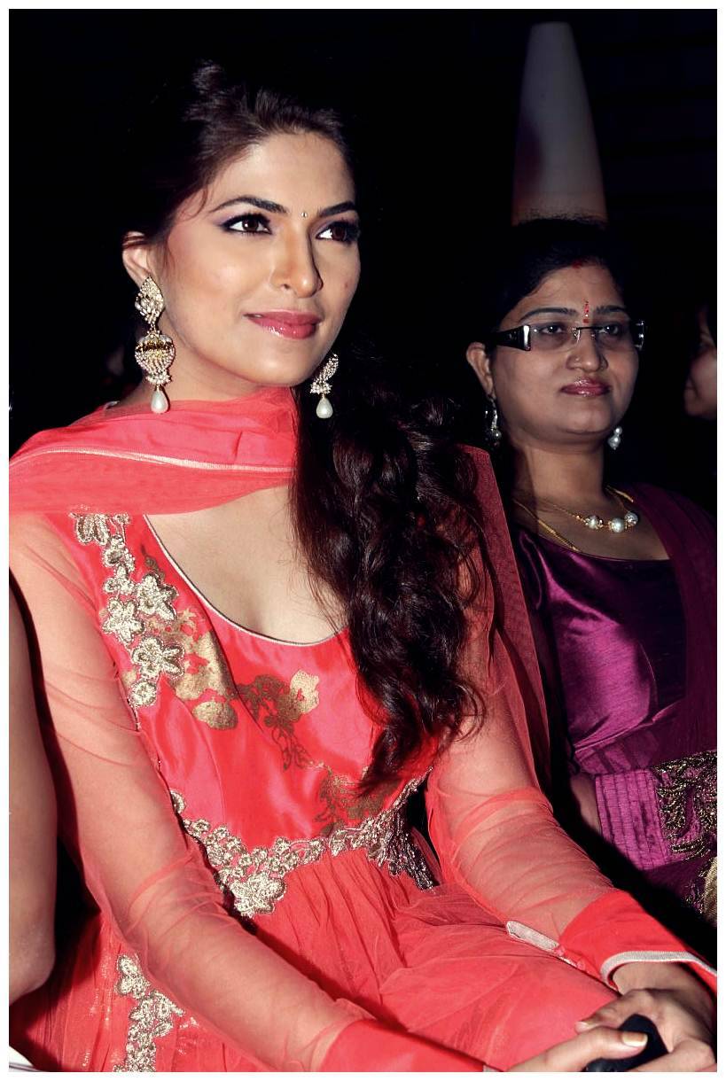 Parvathy Omanakuttan - Parvathy Omanakuttan Launched Woman World Logo Pictures | Picture 435818
