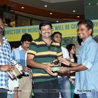 Ponmaalai Pozhudhu 1 Lakh Audio Cds Distribution by AR Murugadoss @ Forum Mall Photos | Picture 526558