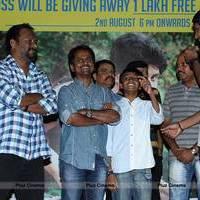 Ponmaalai Pozhudhu 1 Lakh Audio Cds Distribution by AR Murugadoss @ Forum Mall Photos | Picture 526563