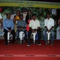 Ponmaalai Pozhudhu 1 Lakh Audio Cds Distribution by AR Murugadoss @ Forum Mall Photos | Picture 526568