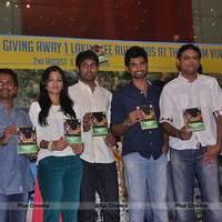 Ponmaalai Pozhudhu 1 Lakh Audio Cds Distribution by AR Murugadoss @ Forum Mall Photos | Picture 526569