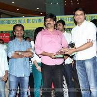 Ponmaalai Pozhudhu 1 Lakh Audio Cds Distribution by AR Murugadoss @ Forum Mall Photos | Picture 526576