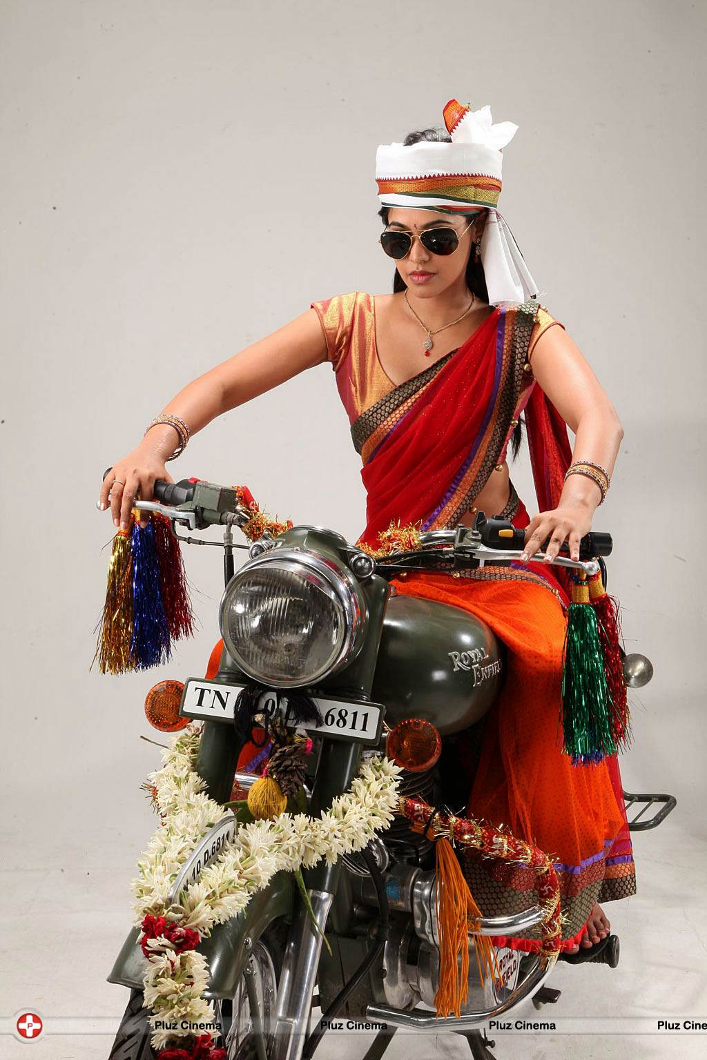 Bindu Madhavi - Desingu Raja Movie Stills | Picture 527322