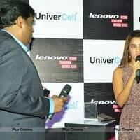 Priya Anand launches Smartphone K900 with UniverCell Photos