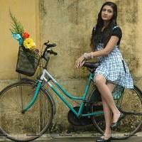 Neelam Upadhyay - Unnodu Oru Naal Movie Hot Stills | Picture 535706