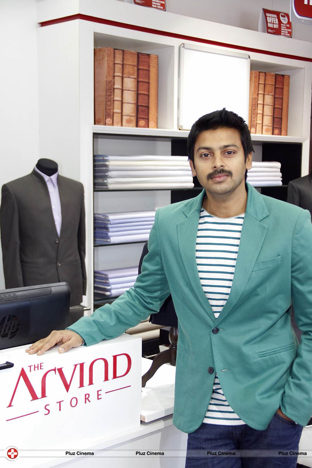 Srikanth - Srikanth Launches The Arvind store @ Anna Nagar Photos | Picture 549701