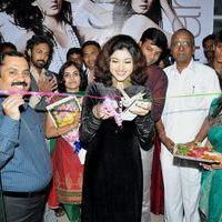 Oviya launches Green Trends 98th salon at Madanandapuram Pictures