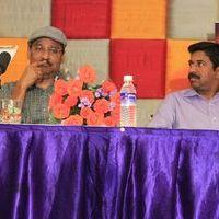 Raj Tv Mudhal Moovar Viruthu Press Meet Pictures