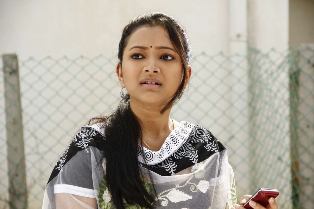 Swetha Basu Prasad - Chandamama Movie Latest Stills | Picture 359197