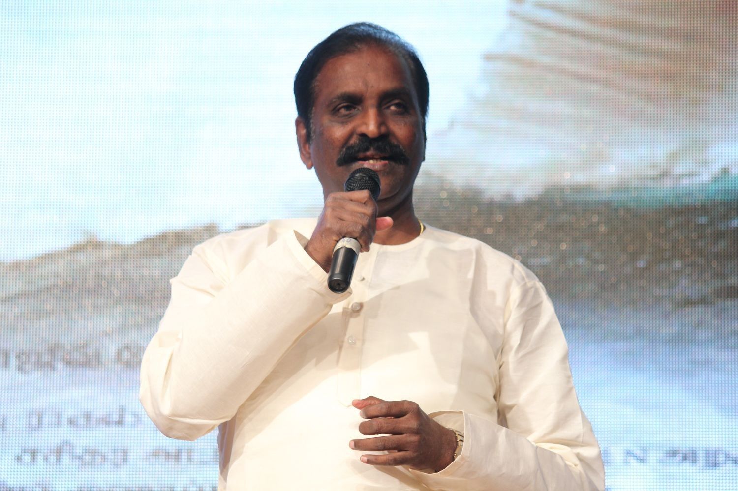 Vairamuthu - Kadal Press Meet Pictures | Picture 361778
