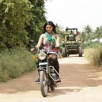 Sonna Puriyadhu Movie Stills | Picture 513674