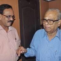 Director K Balachander Celebrates Kaviyarasu Kannadasan Songs Gallery | Picture 517451