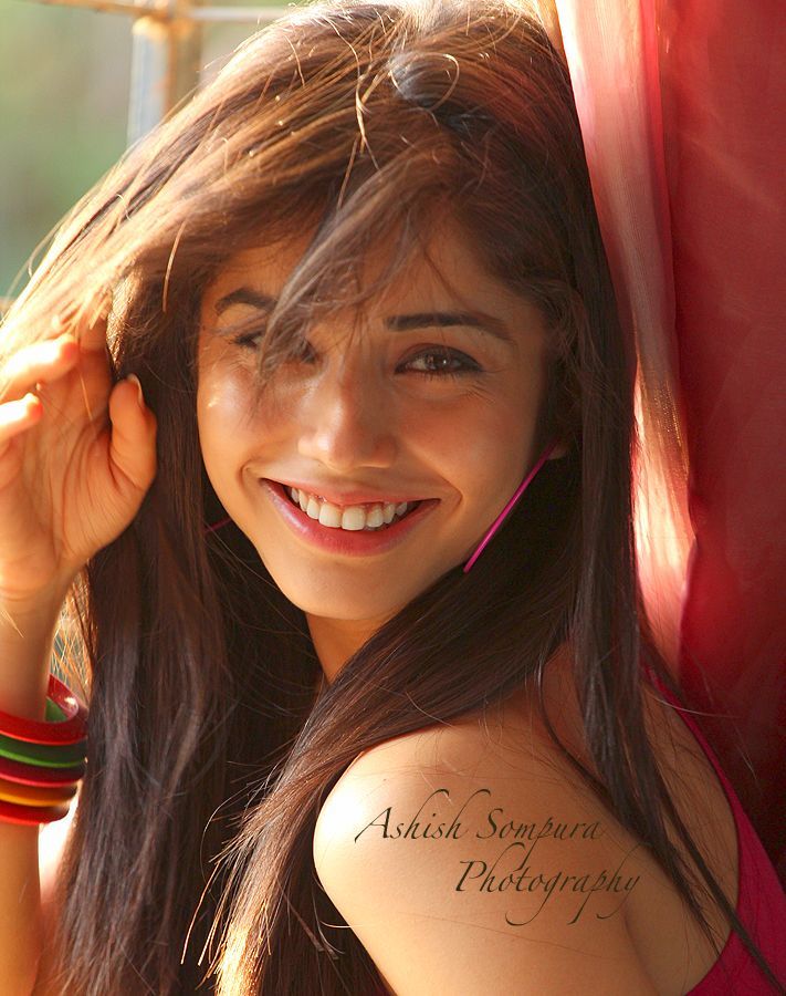 Actress Aparna Bajpai Latest Hot Photo Shoot | Picture 419906