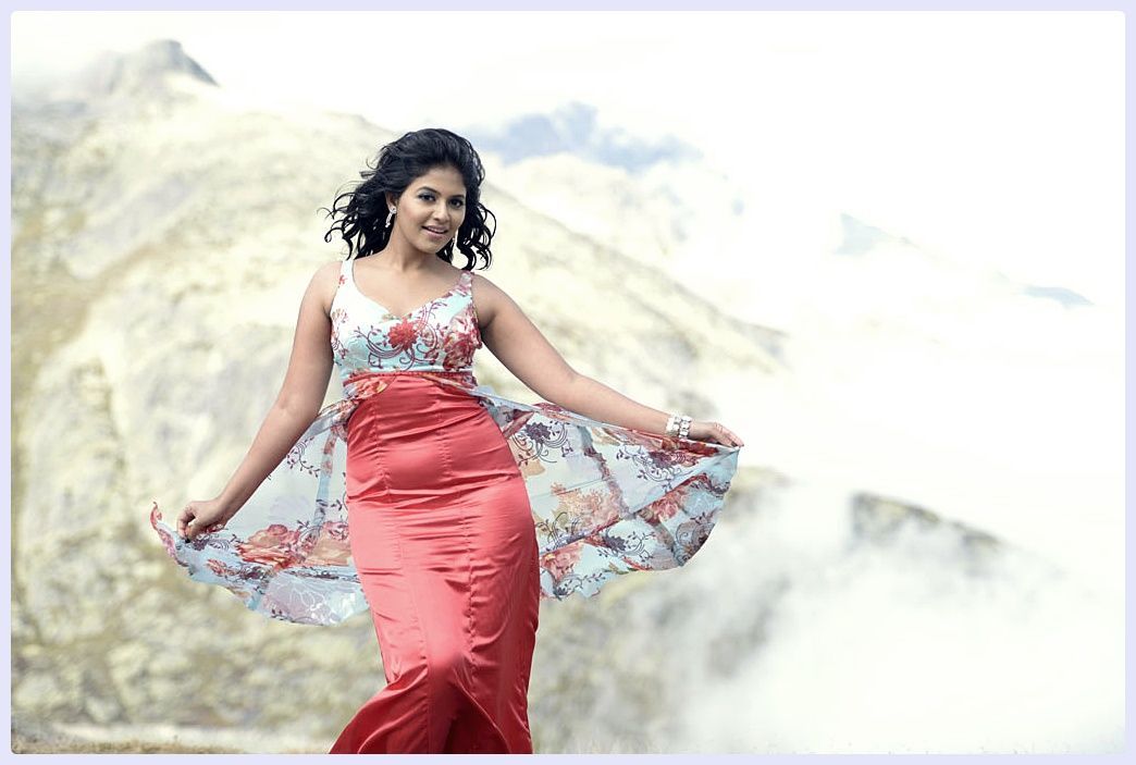 Anjali (Actress) - Settai Movie Hot Stills | Picture 419807