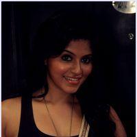Anjali (Actress) - Settai Movie Hot Stills | Picture 419764