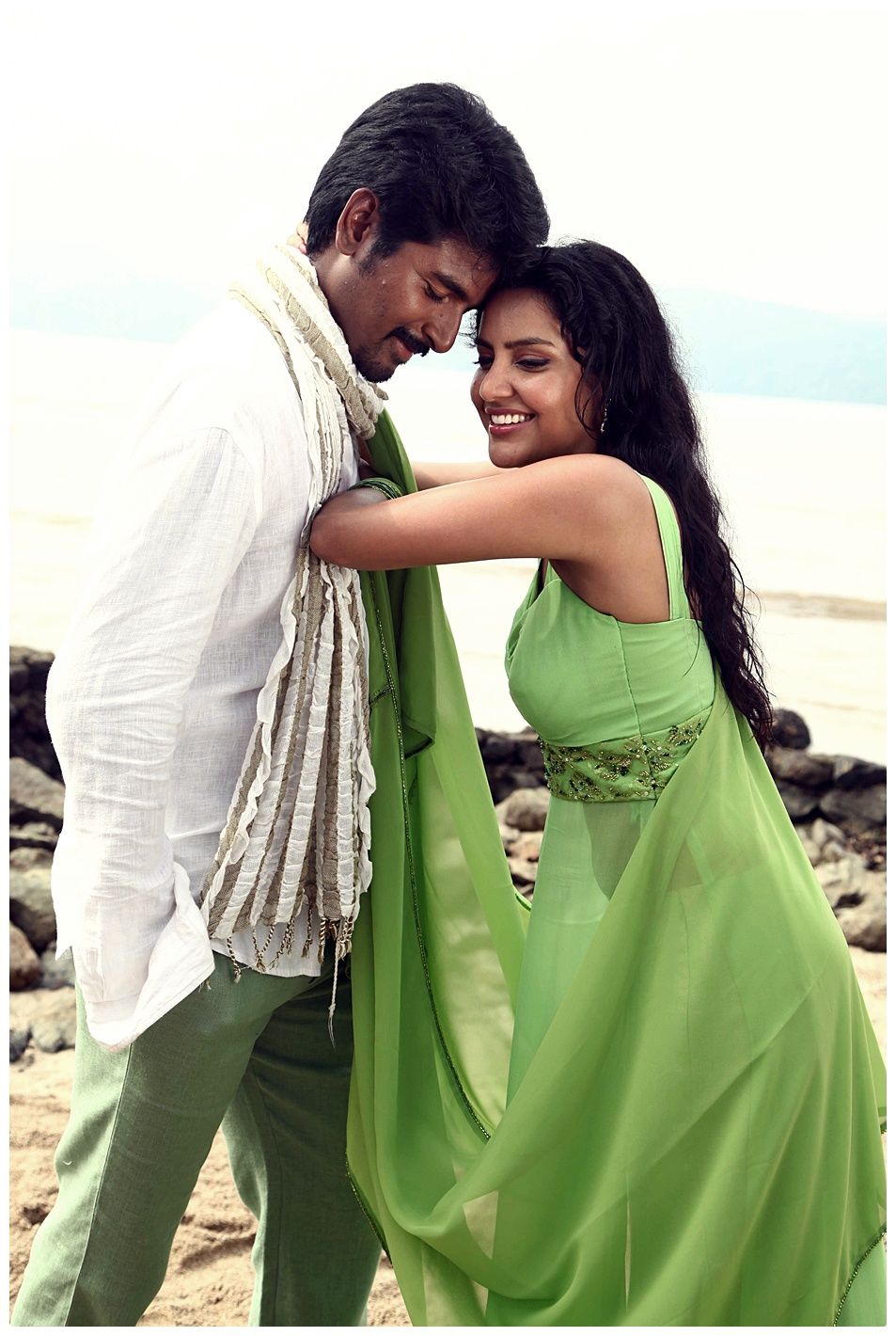 Ethir Neechal For Anu Andaman Song Stills | Picture 420455