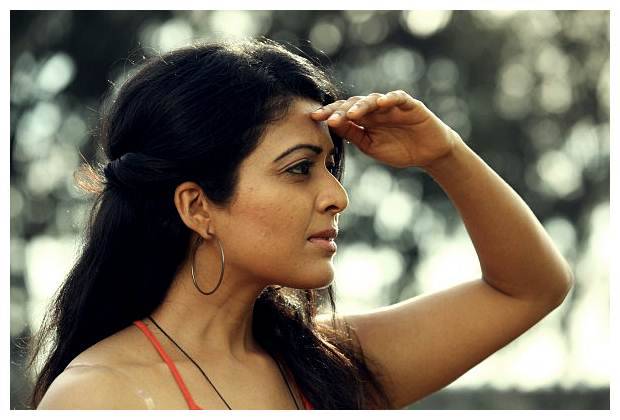 Kavita Srinivas - Kavitha Srinivas Hot in Adiyum Andamum Movie Stills | Picture 451430