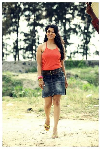 Kavita Srinivas - Kavitha Srinivas Hot in Adiyum Andamum Movie Stills | Picture 451443