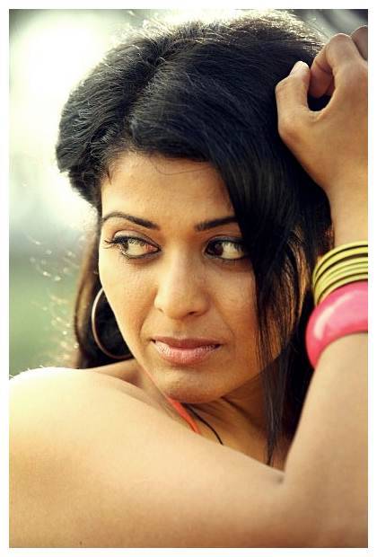 Kavita Srinivas - Kavitha Srinivas Hot in Adiyum Andamum Movie Stills | Picture 451452