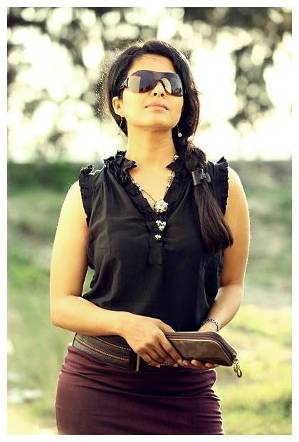Kavita Srinivas - Kavitha Srinivas Hot in Adiyum Andamum Movie Stills | Picture 451454