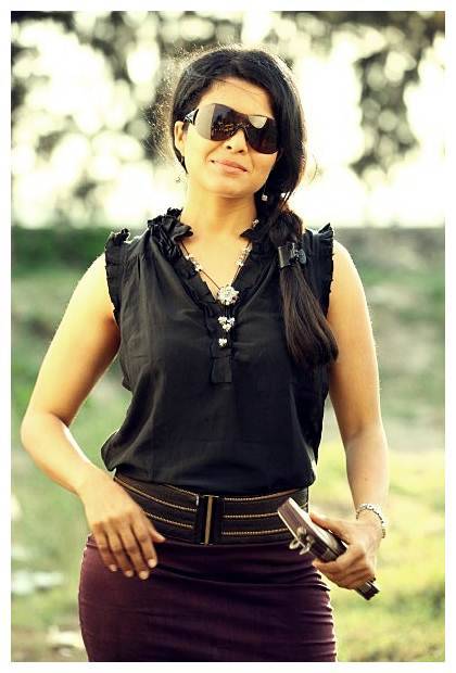 Kavita Srinivas - Kavitha Srinivas Hot in Adiyum Andamum Movie Stills | Picture 451458