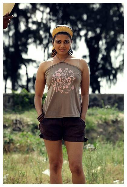 Kavita Srinivas - Kavitha Srinivas Hot in Adiyum Andamum Movie Stills | Picture 451478