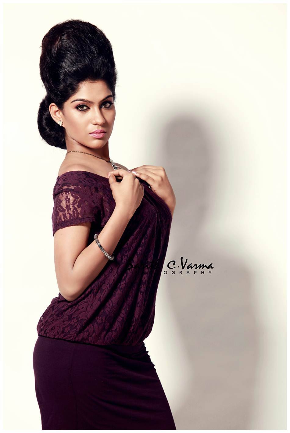 Actress Swasika Vijay Hot Photo Shoot Gallery | Picture 459120