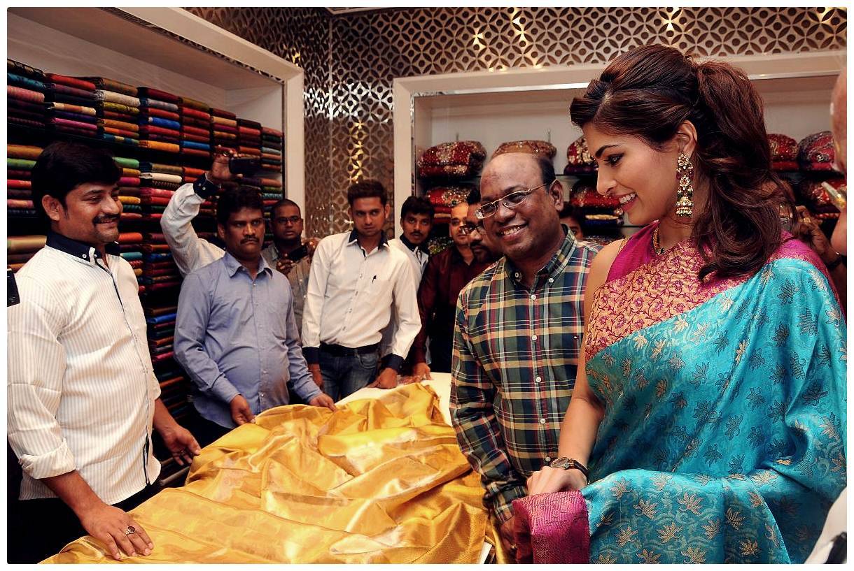 Actress Parvathy Omanakuttan Launch of Woman's World at Express Avenue Photos | Picture 461594