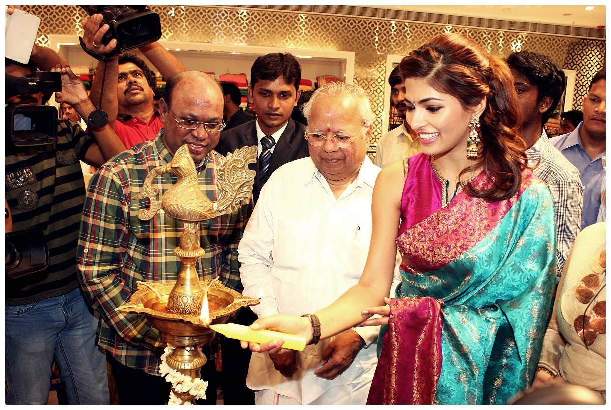 Actress Parvathy Omanakuttan Launch of Woman's World at Express Avenue Photos | Picture 461622