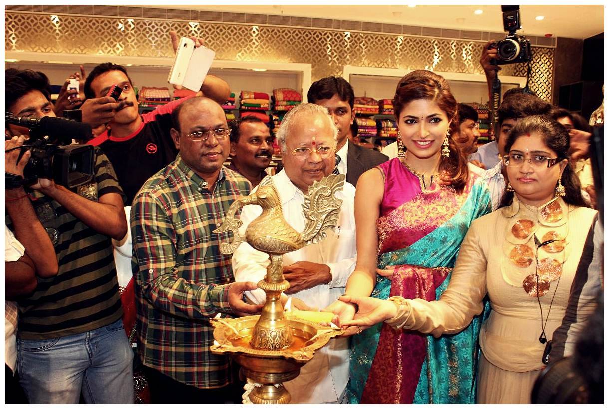Actress Parvathy Omanakuttan Launch of Woman's World at Express Avenue Photos | Picture 461625