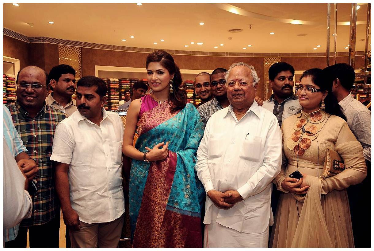 Actress Parvathy Omanakuttan Launch of Woman's World at Express Avenue Photos | Picture 461673